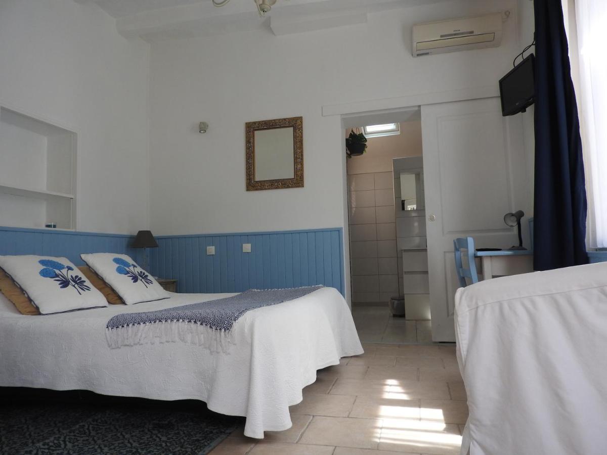 Bed and Breakfast Le Moulin De Saussaye Crouzilles Экстерьер фото