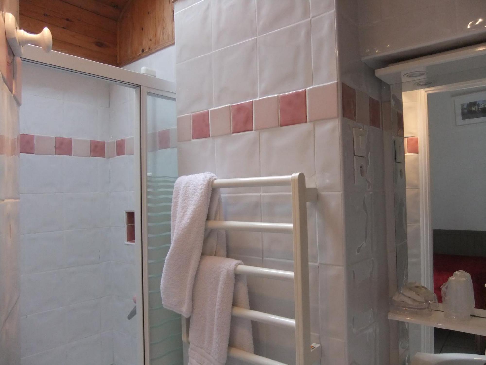 Bed and Breakfast Le Moulin De Saussaye Crouzilles Экстерьер фото