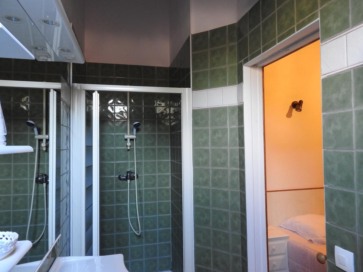 Bed and Breakfast Le Moulin De Saussaye Crouzilles Экстерьер фото