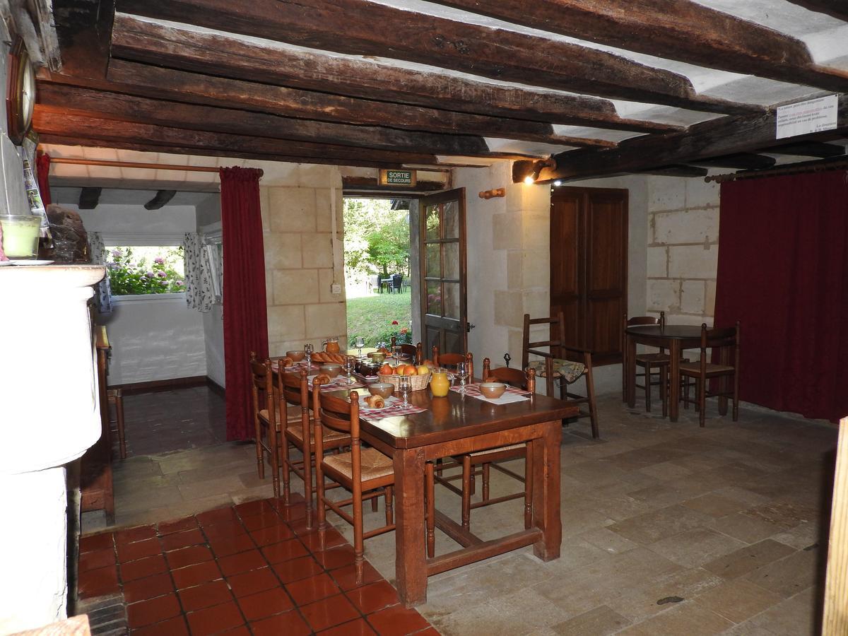 Bed and Breakfast Le Moulin De Saussaye Crouzilles Экстерьер фото